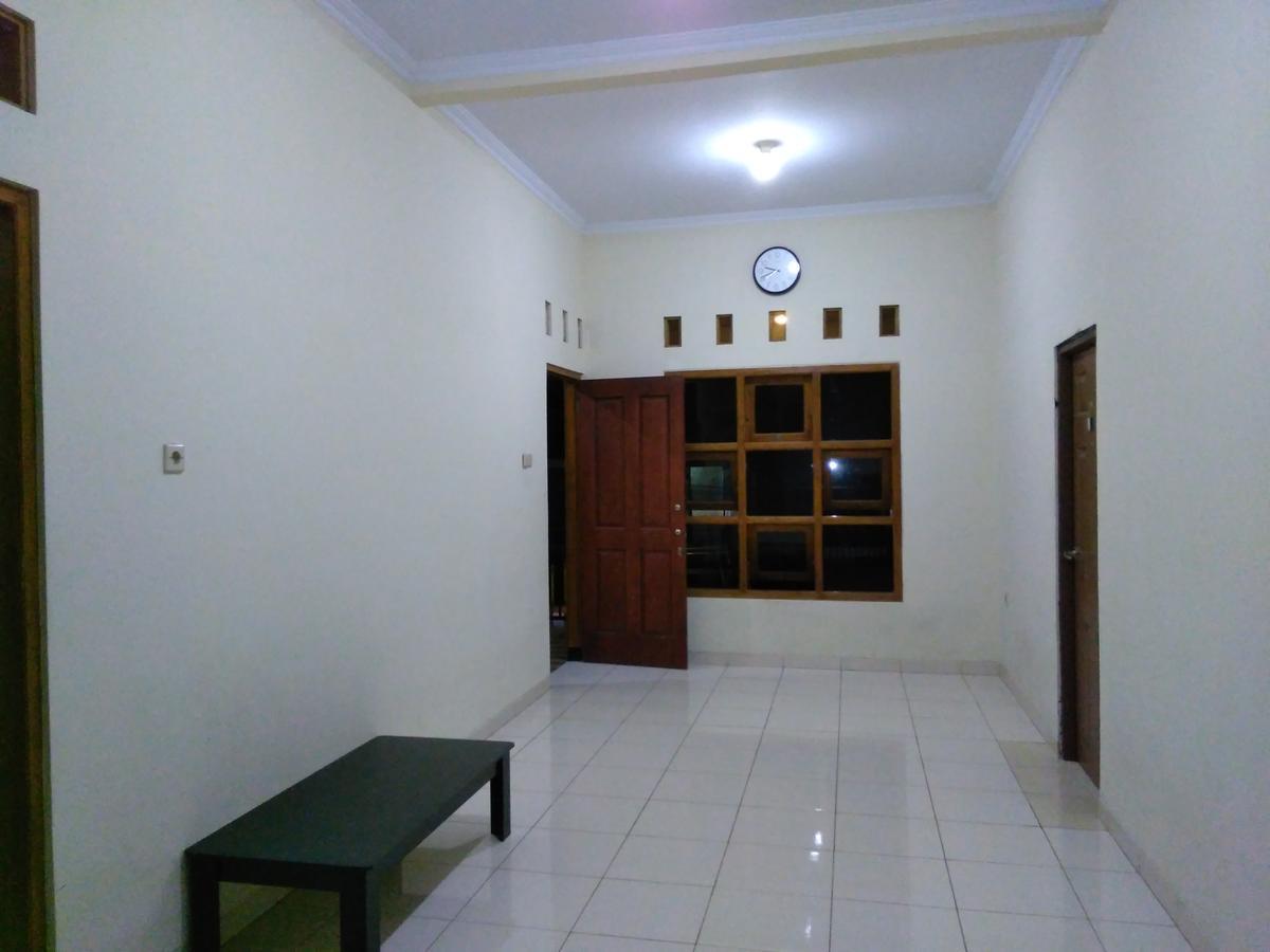 Maqmil Prambanan Apartment Exterior photo